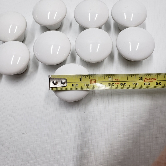 Set of White Ceramic Knobs 18 Pieces Classic Style - Picture 10 of 14